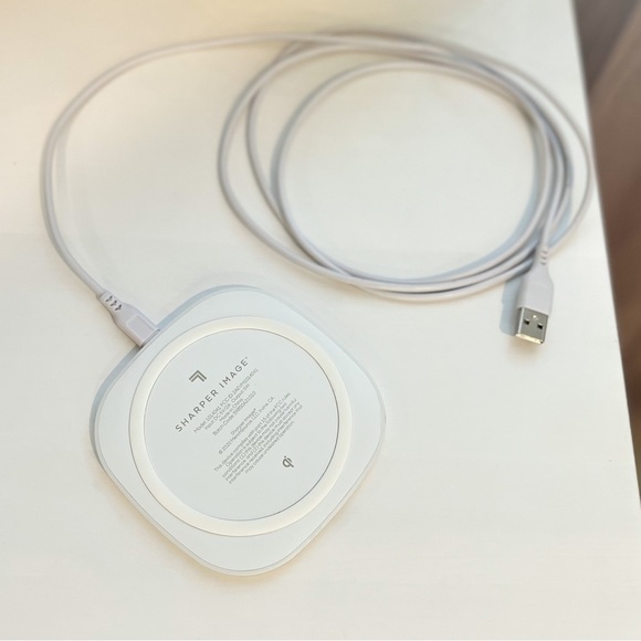 Tie-Dye Wireless Charger ⚡️ - Picture 2 of 6